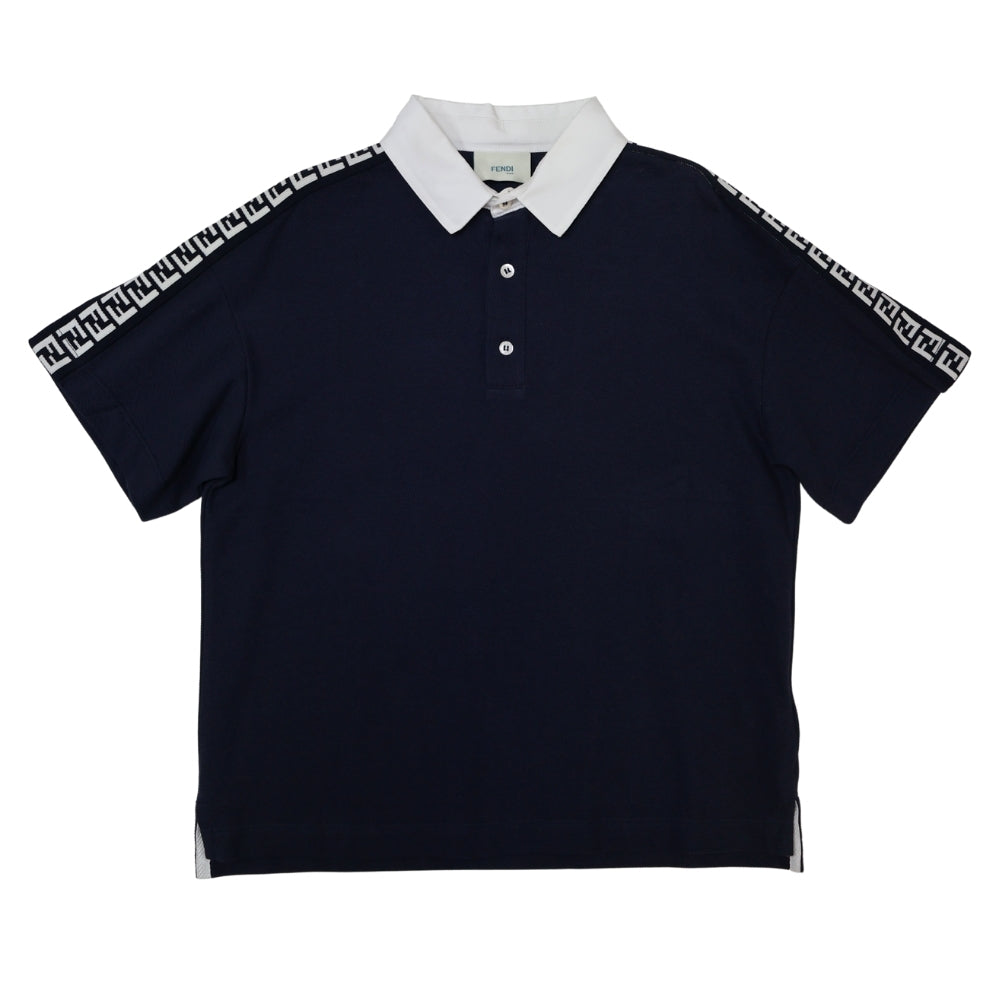Fendi Polo Azul Marino con Cuello Blanco y Detalles en Mangas